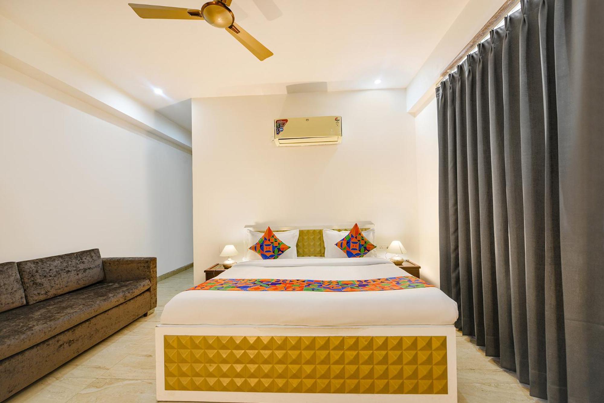 Fabhotel Ar Suites Gurgaon Exterior foto